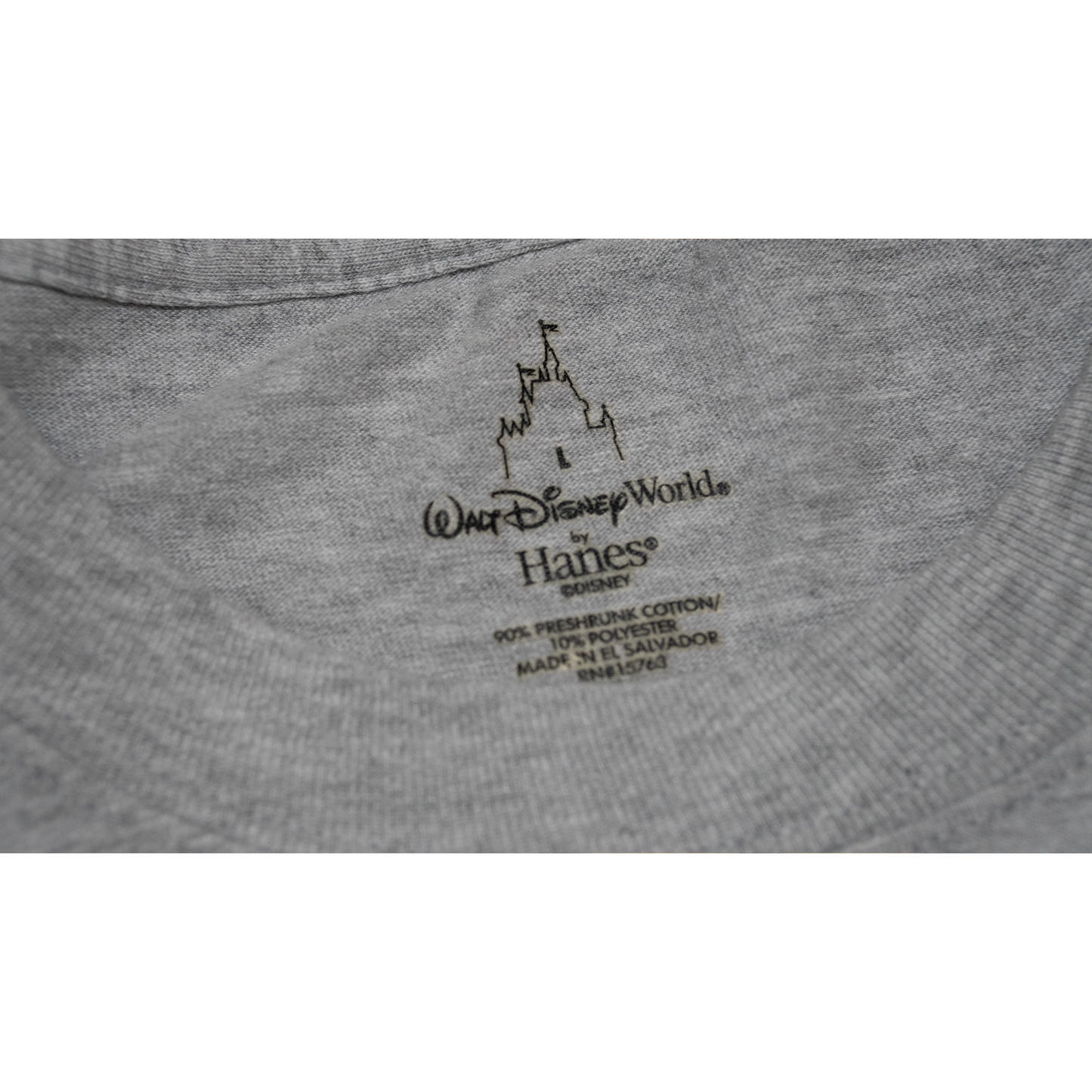 ひょっこり覗きミッキーTシャツ