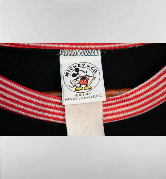 ミッキーのユニーク襟スウェット