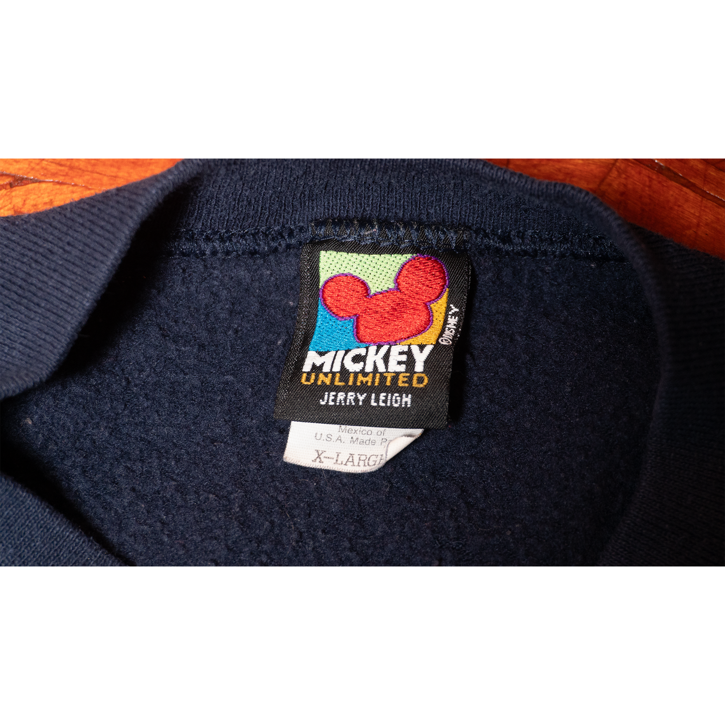 四分割フレンズスウェット(紺)【90's】