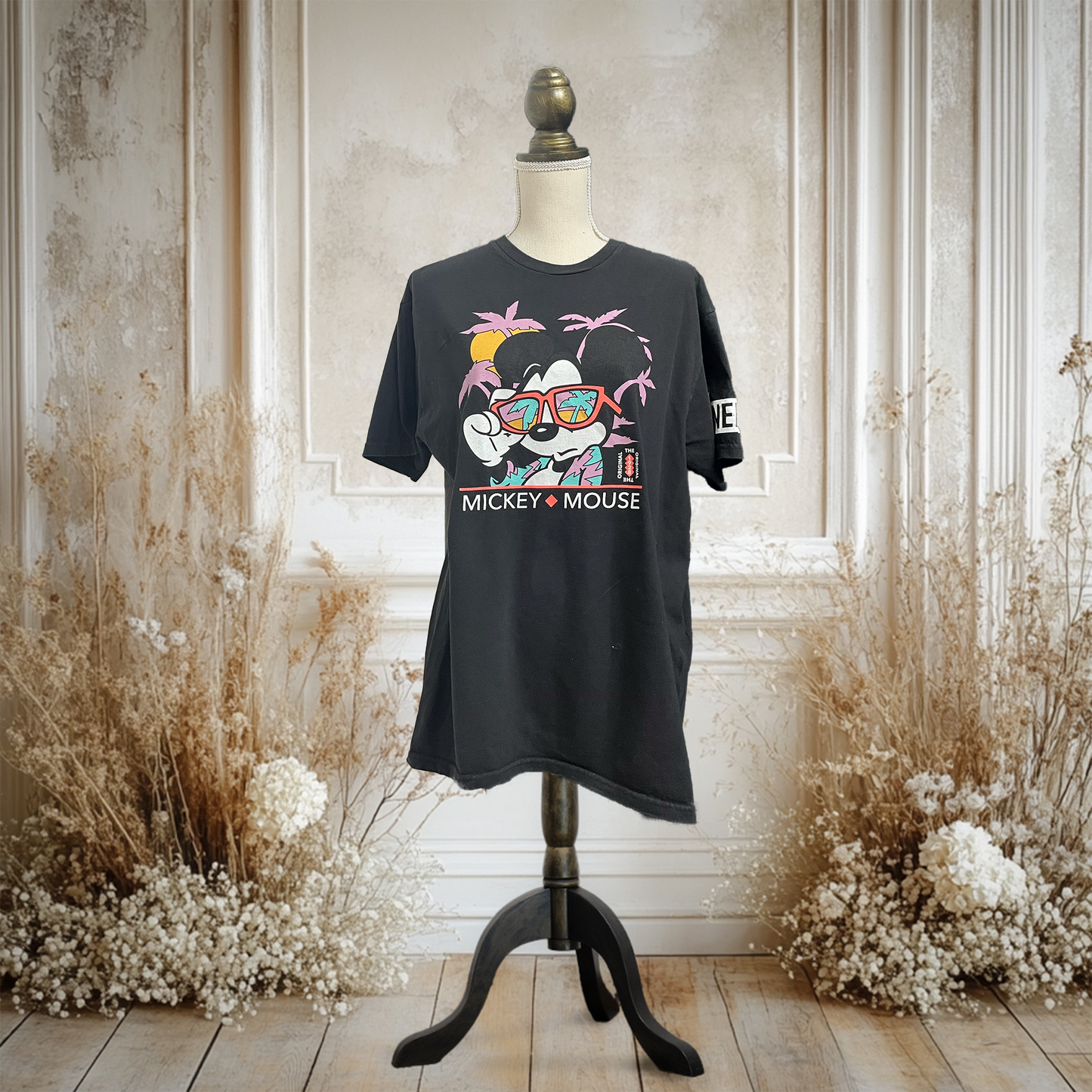 黒サングラスミッキーのイケイケTシャツ