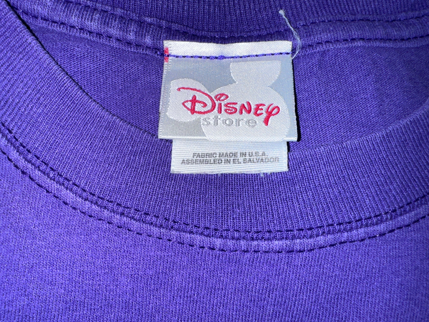 イーヨーのお座りTシャツ