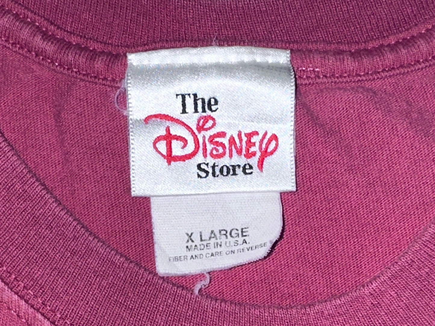 『花に囲まれて』くまのプーさんTシャツ