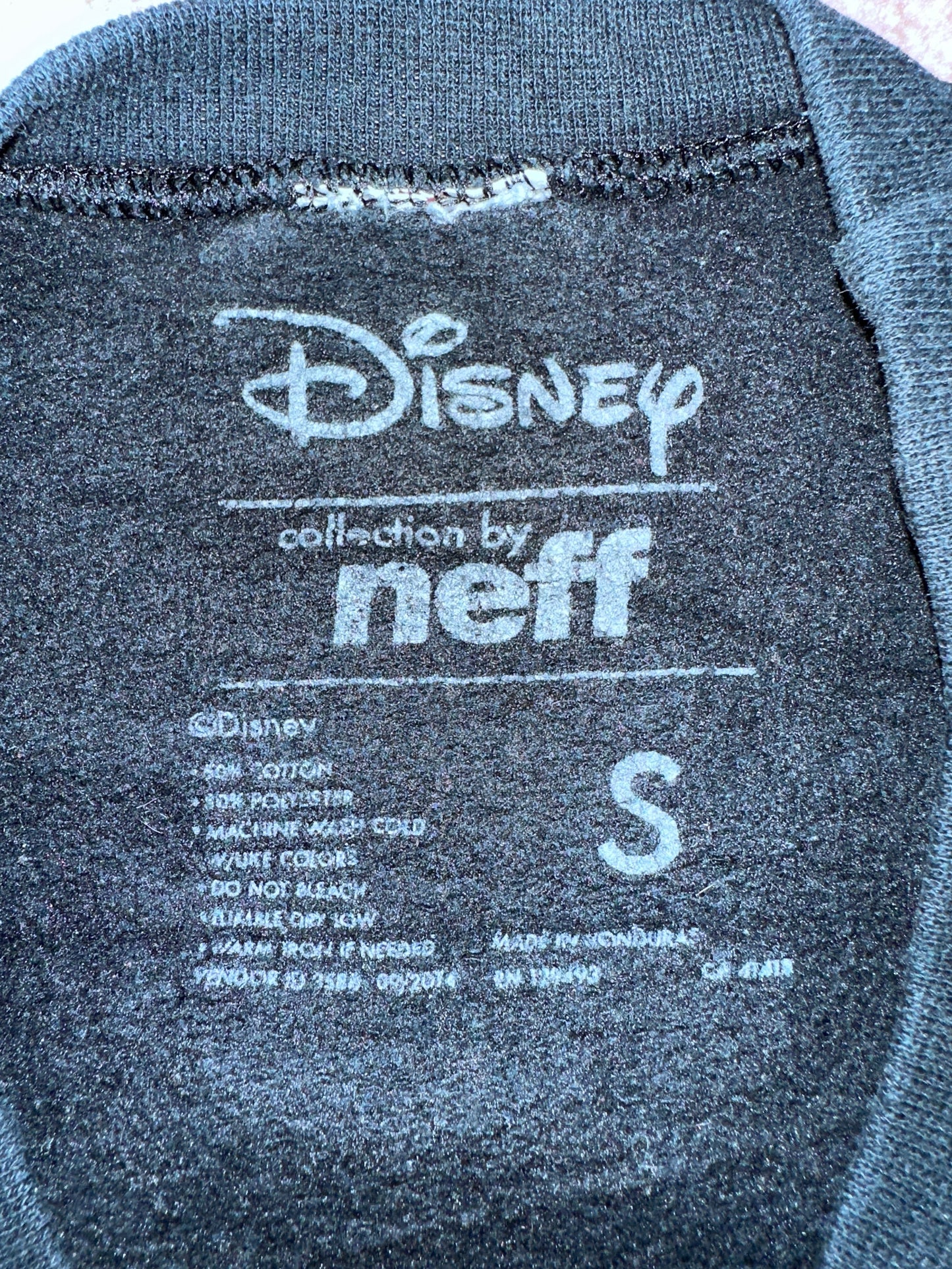 ディズニー×NEFFミニーのシルエットトレーナー