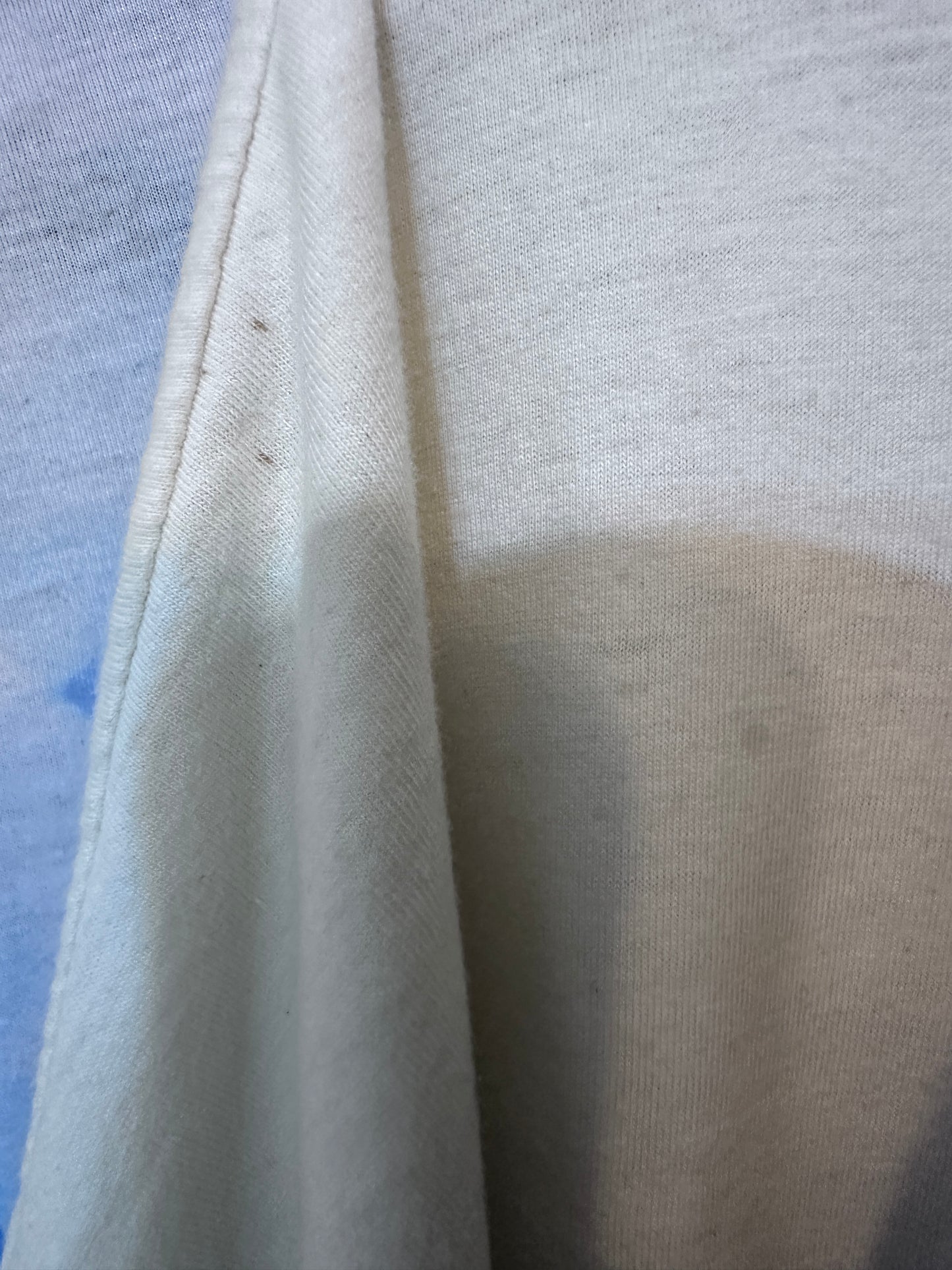 ミッキーとミニーのベンチでひととき!Tシャツワンピース【MickeyUnlimited】