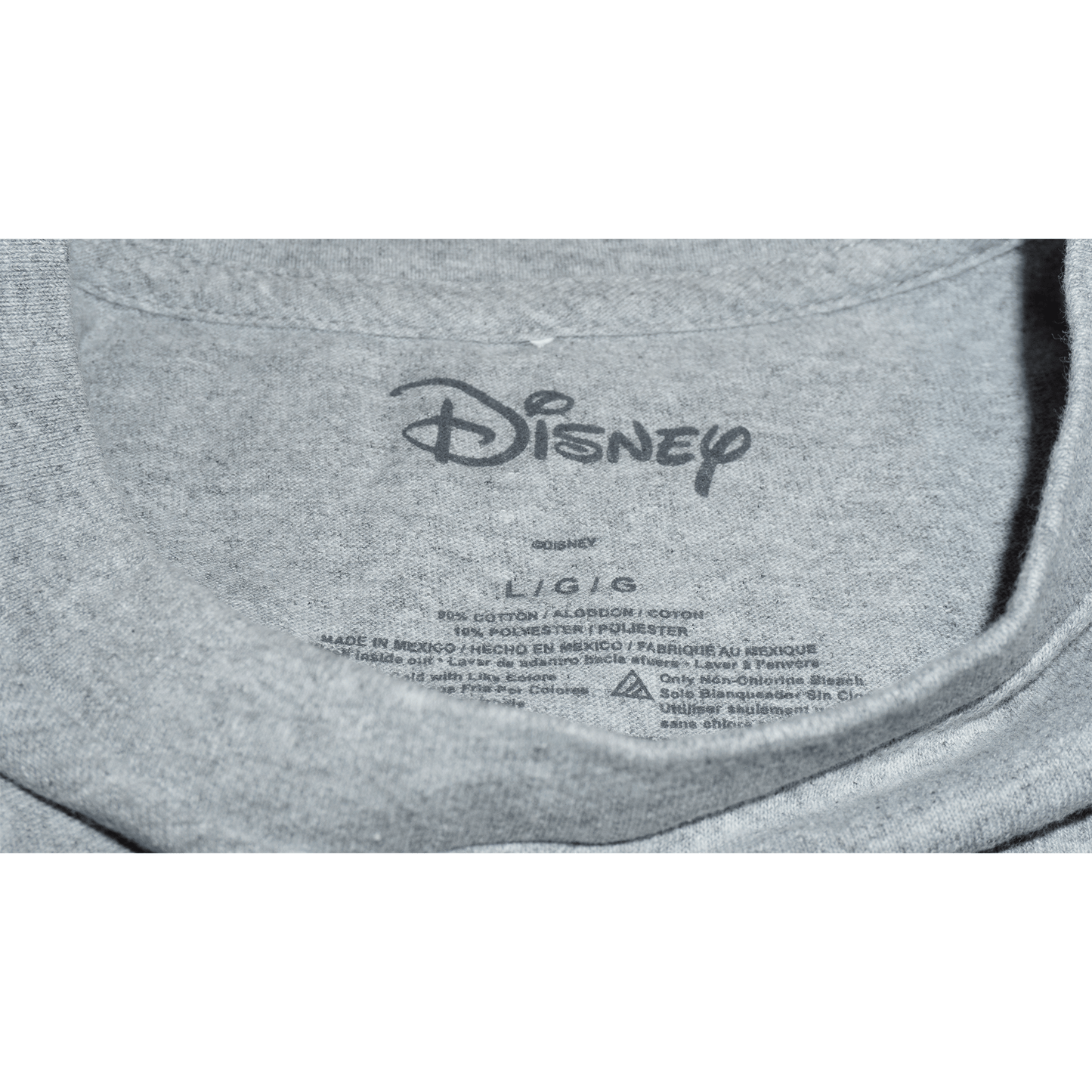 ミッキーのスタンディングストリートTシャツ