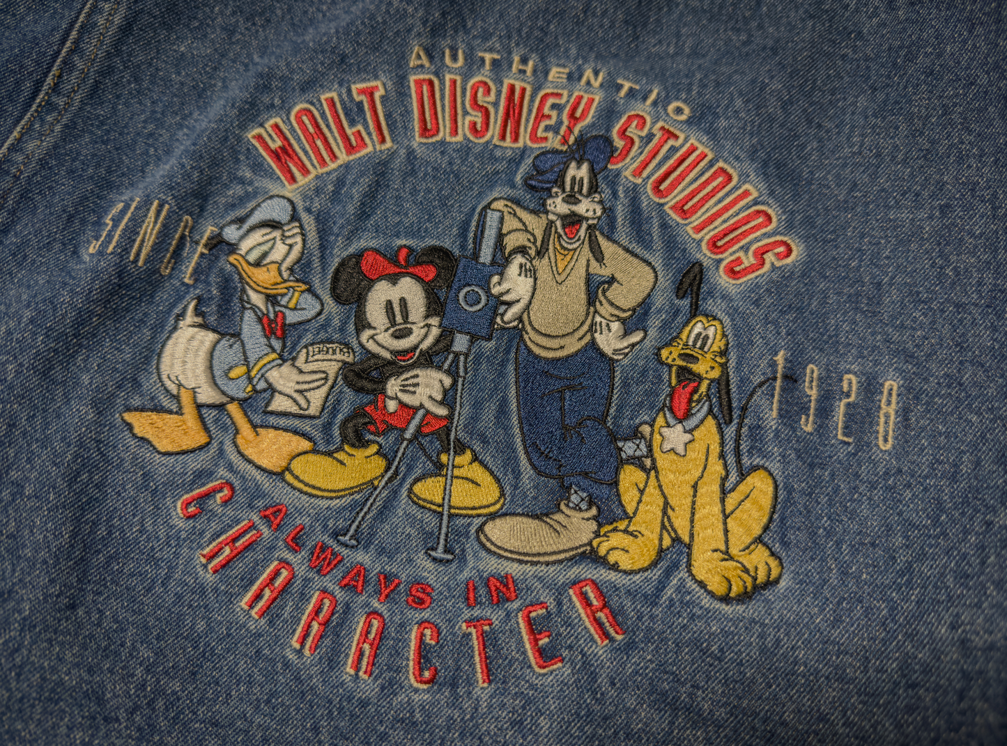 デニムジャケット/バック刺繍ミッキーフレンズ【00's】