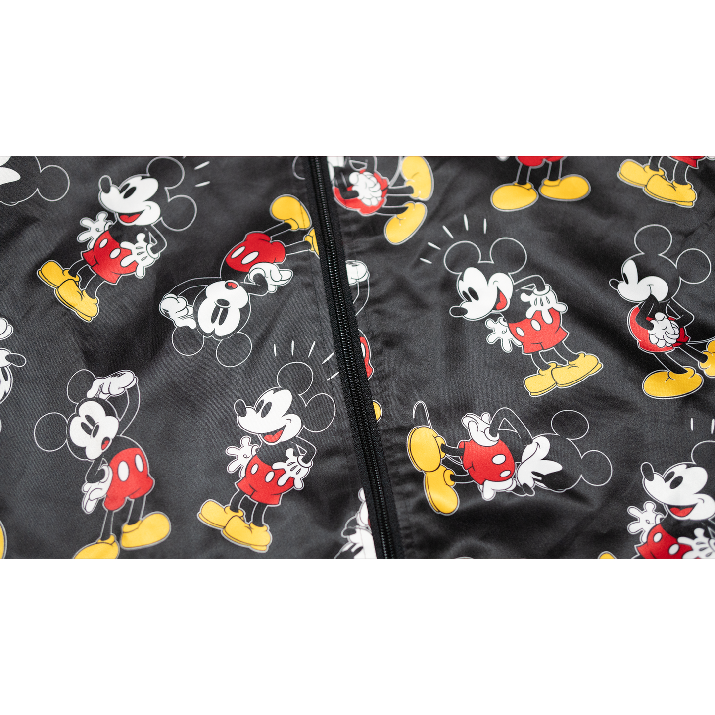 【超美品】ミッキーが大量！クラシックブルゾン：黒