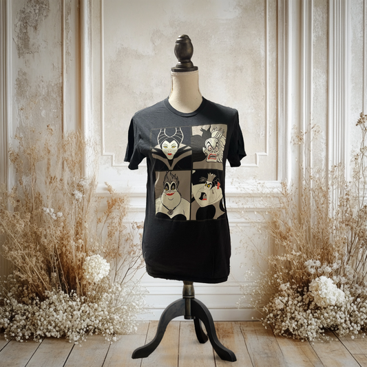 ”四分割の悪”ヴィランズTシャツ