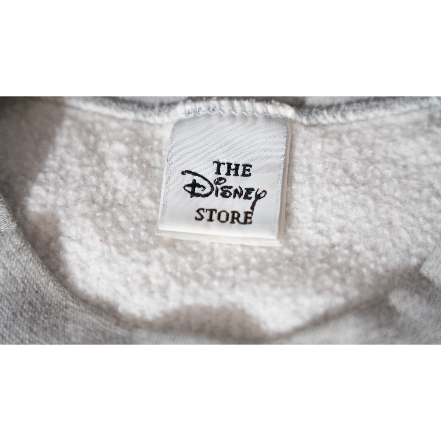 イーヨーの窓覗きスウェット【90's】