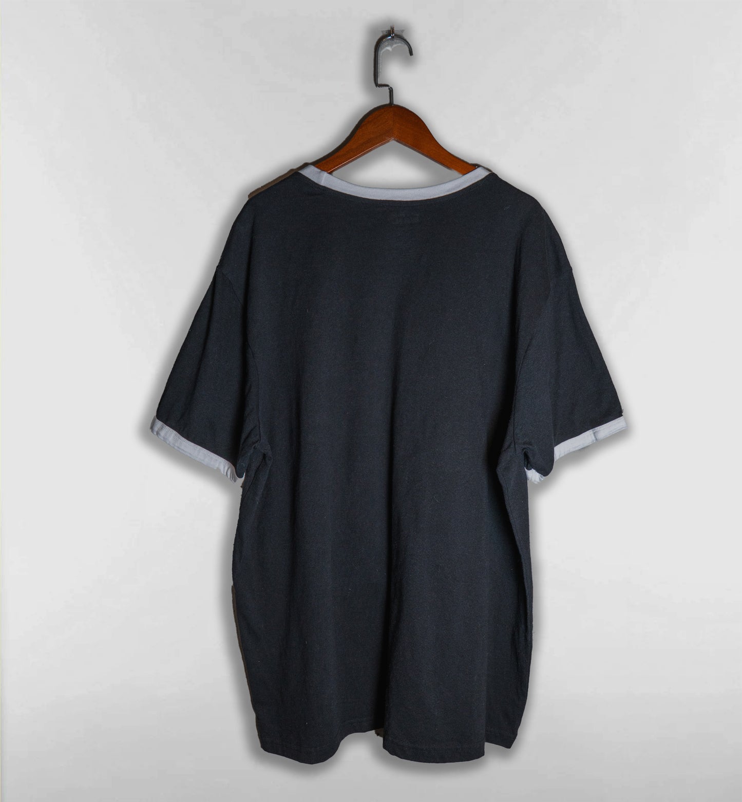 【美品】ダースベイダーリンガーTシャツ