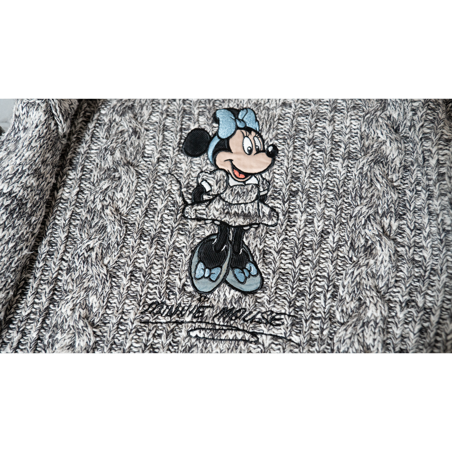 スタンディングミニーのグレーニットセーター【00's】