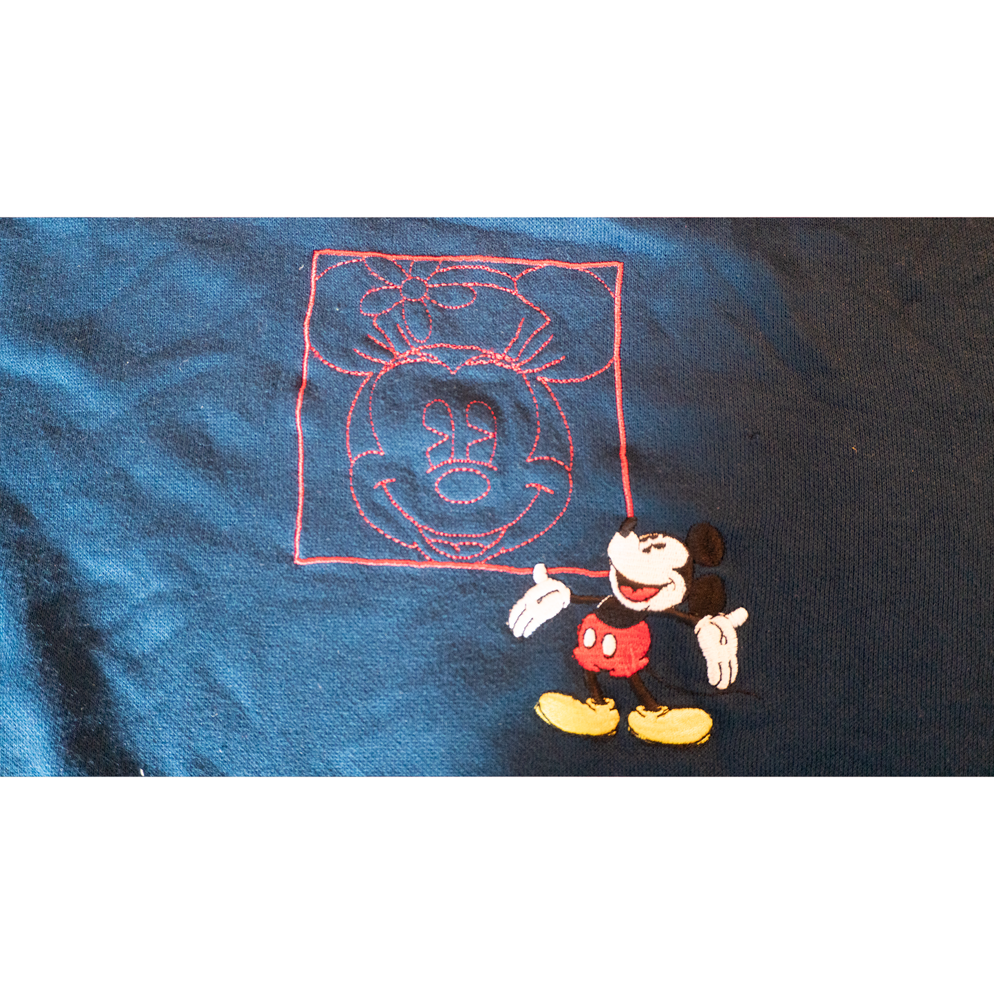 Mickey co.ミッキーのミニーちゃん顔ドン刺繍フリース