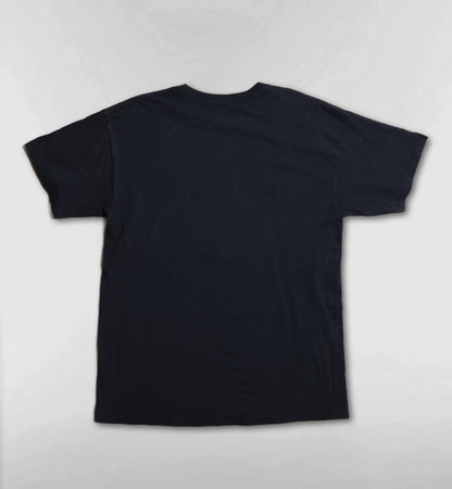 グーフィー CAREFREE AND CLUELESS Tシャツ【ネイビー】