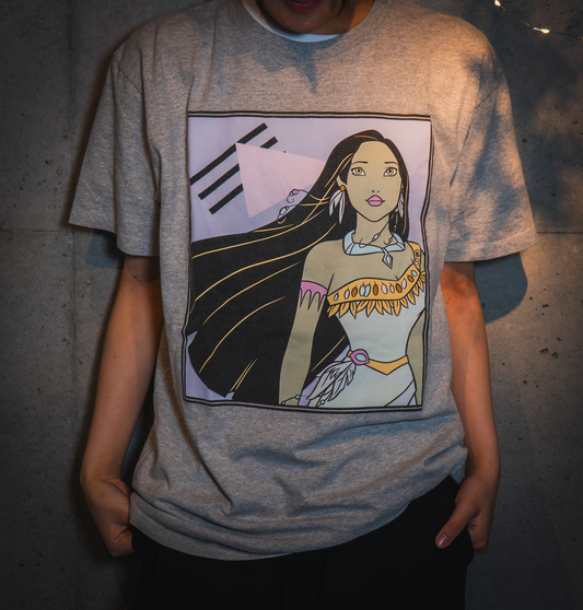 ポカホンタスグレーTシャツ