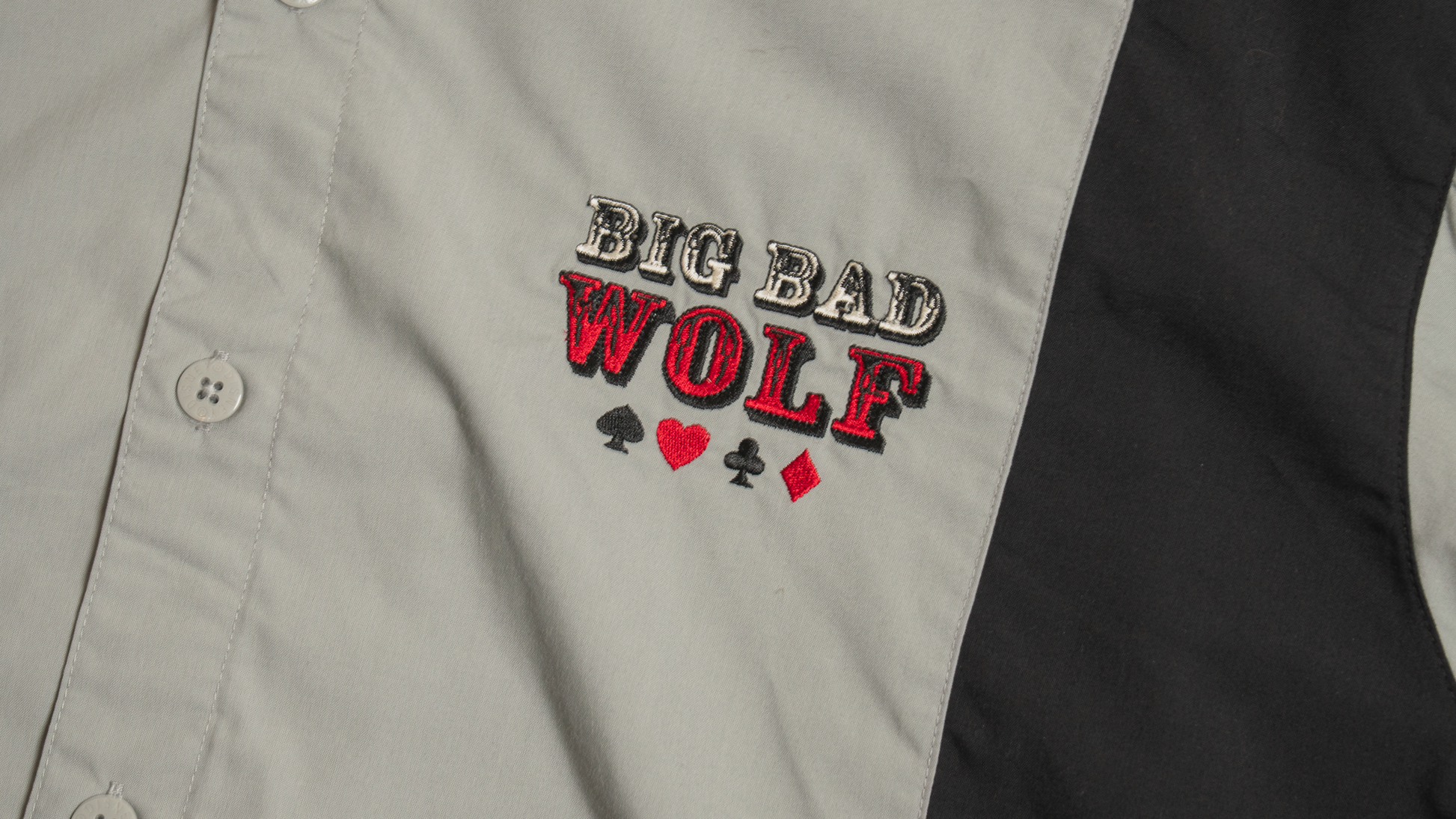 Big Bad Wolf Hold'em Poker Club 半袖シャツ 胸刺繍アップ