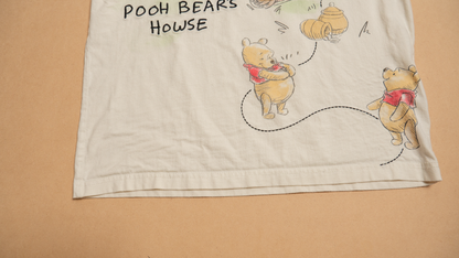 プーさんのPOOH BEAR'S HOWSE水彩Tシャツ【アイボリー】