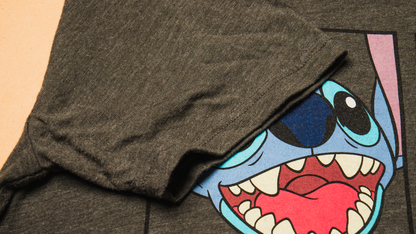 スティッチの4コマフェイスTシャツ【チャコール】