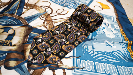 青パンミッキーのヴィンテージネクタイ【海外ディズニーストア】