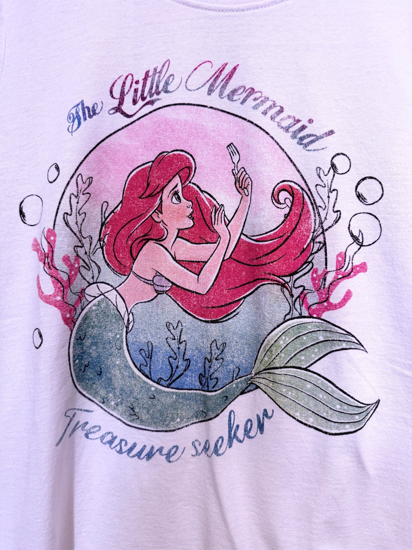 アリエルのカミスキーTシャツ