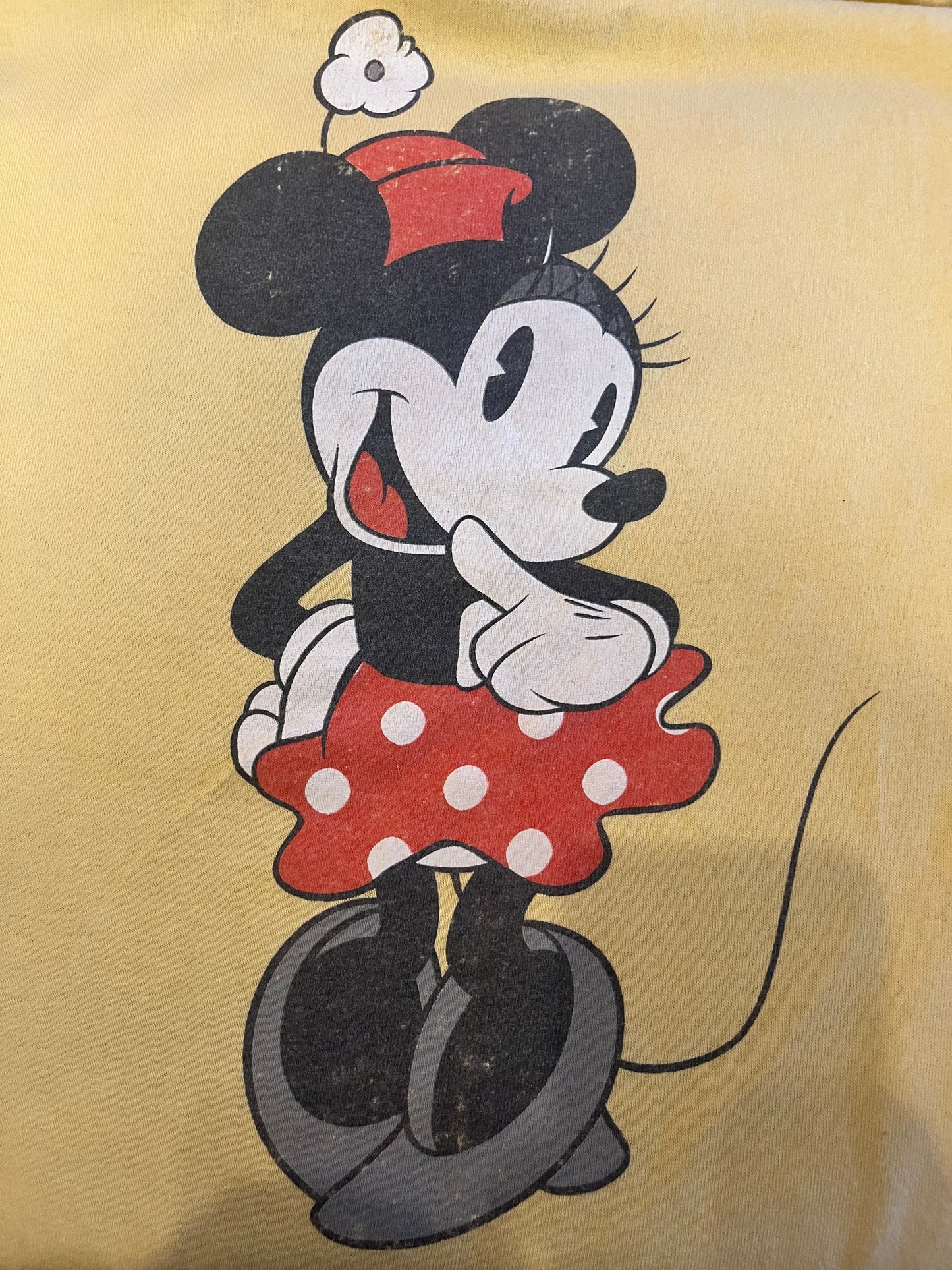 ミニーちゃんのスタンディングTシャツ(黄)