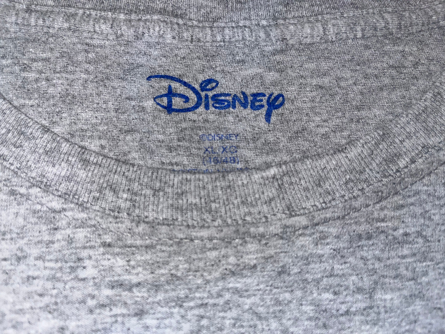 Disneyダブルカップル顔覗きTシャツ