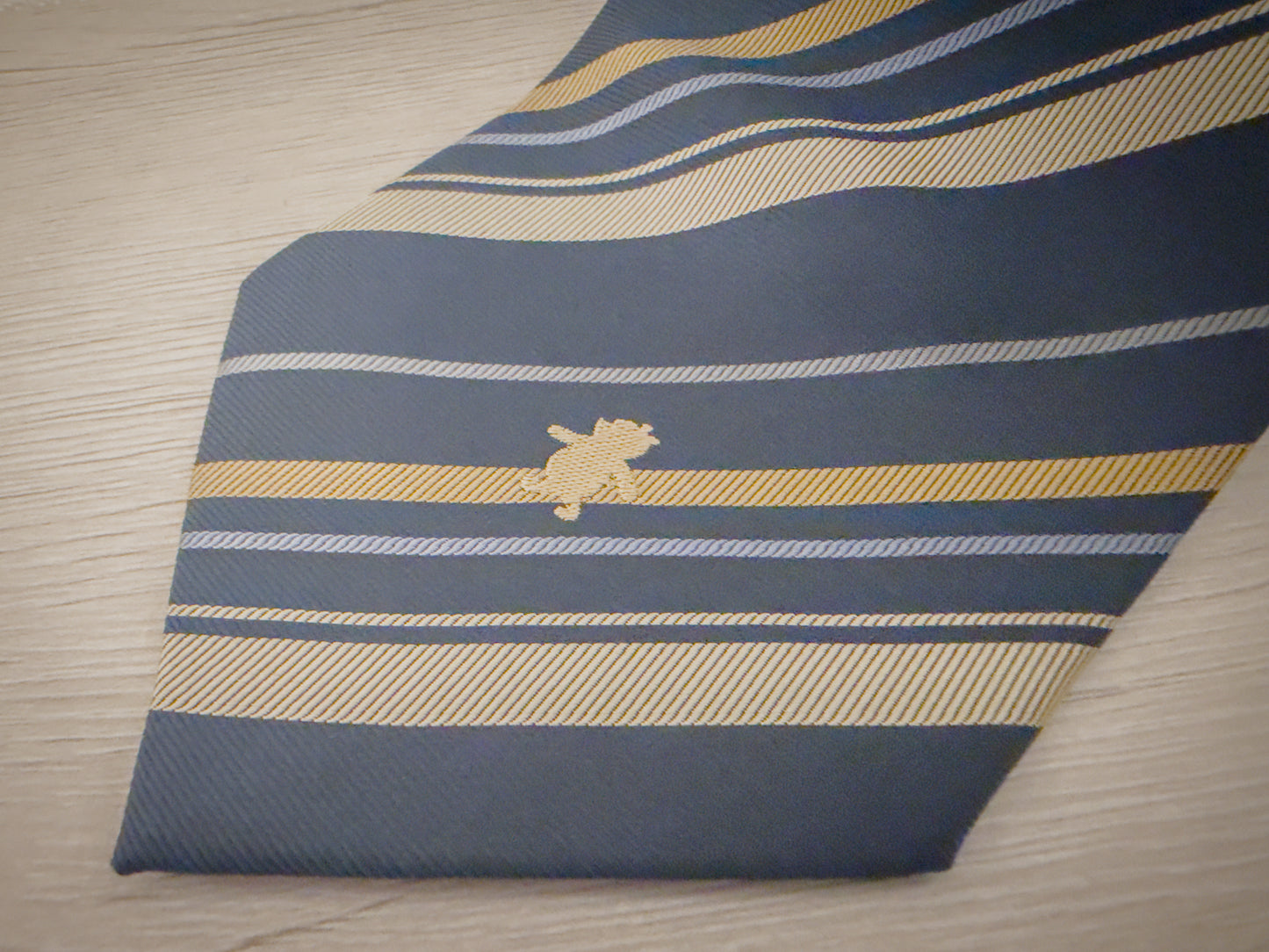 プーさんワンポイントネクタイ【Tokyo Disneyland】