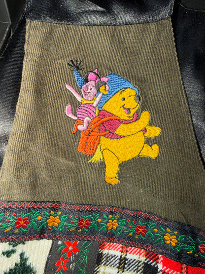 プーさんのライトなニットベスト