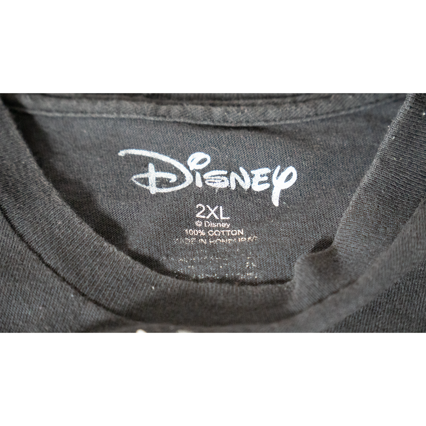 ラッパー風ミッキーのストリートTシャツ