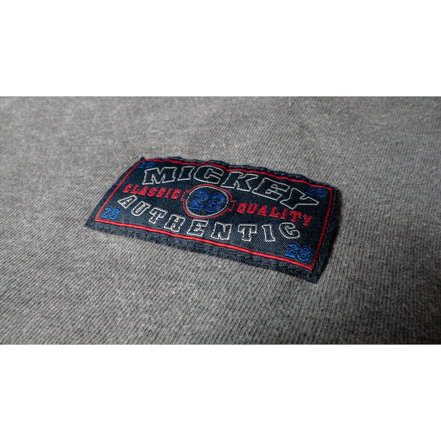 ミッキーのクラシックVネックロンT【00's】