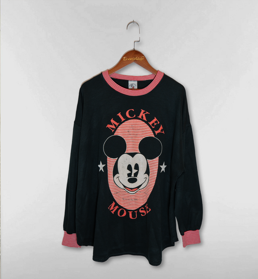 ミッキーのユニーク襟スウェット