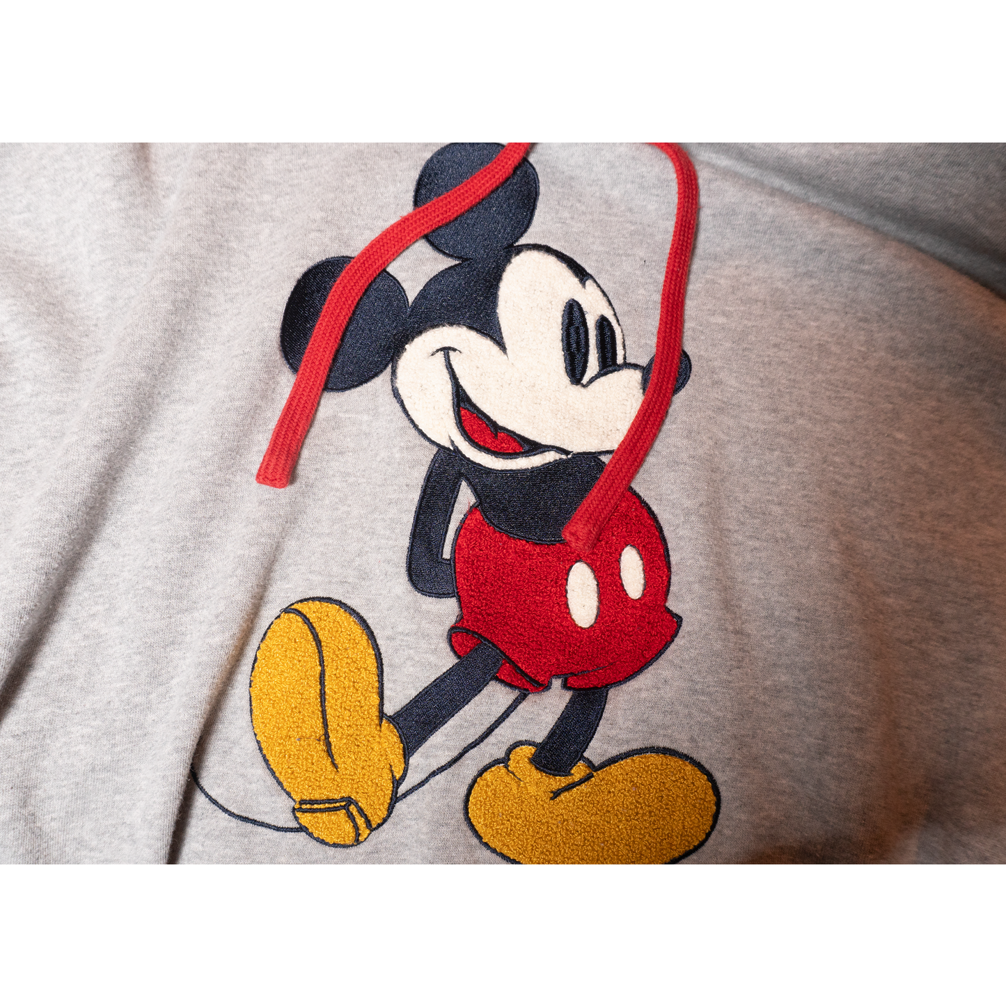 WDWスタンディングミッキー刺繍パーカー【リユース】