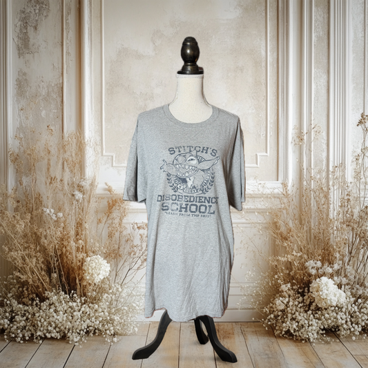 スティッチは学校に反抗！ Tシャツ